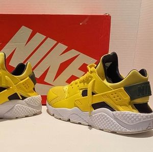 Nike Air Huaraches